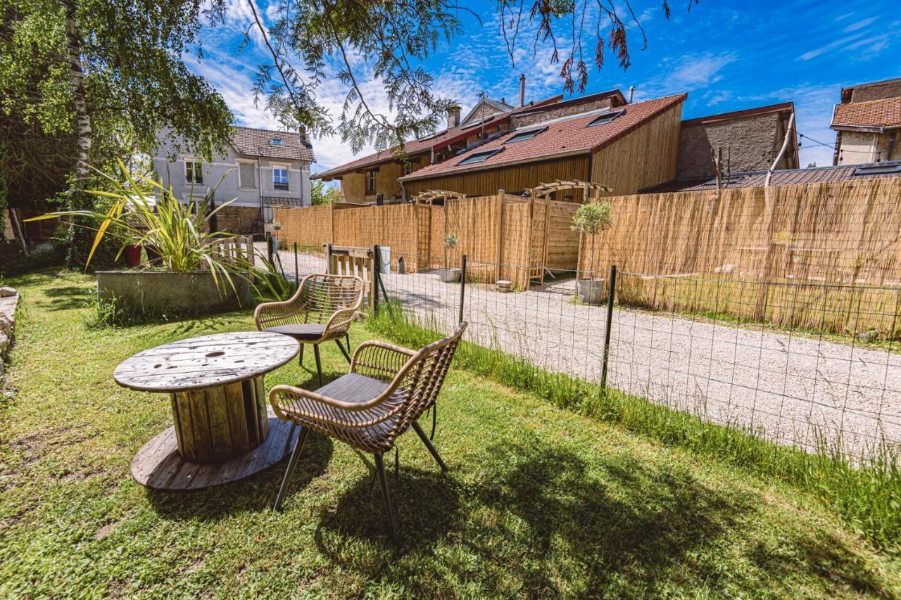 Gîtes Sérénaé avec vue sur rivière Val de Vesle Exterior foto